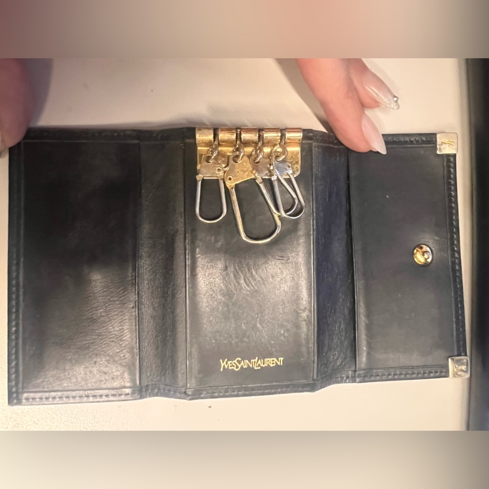 YSL Yves Saint Laurent - key holder